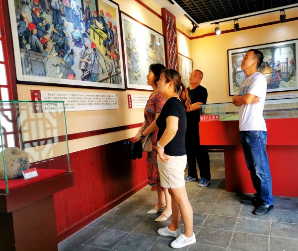 陜煤建設(shè)澄合分公司第十二項目部多種形式開展廉潔家風系列活動