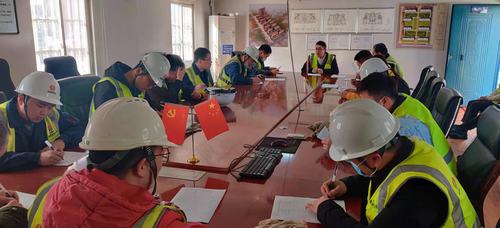 奮進(jìn)正當(dāng)時(shí),陜煤建設(shè)銅煤公司以安全檢查吹響節(jié)后復(fù)工“集結(jié)號(hào)”