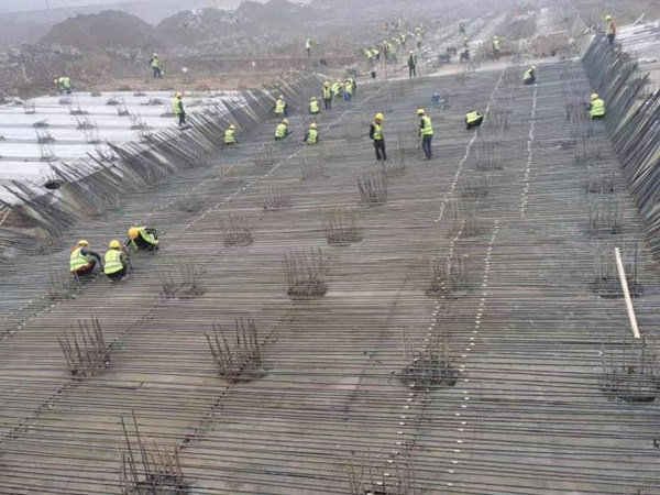 陜煤建設(shè)漢中分公司抓重點(diǎn)、克難點(diǎn)、保節(jié)點(diǎn),全面掀起施工建設(shè)新高潮