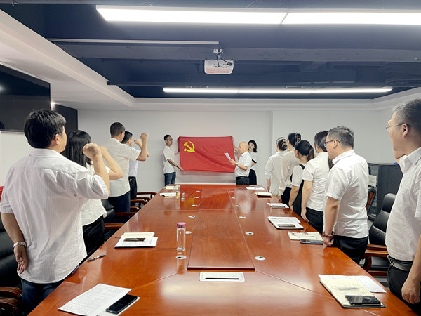 陜煤建設(shè)大秦置業(yè)公司:形式多樣推動(dòng)紀(jì)律教育宣傳月活動(dòng)走實(shí)走深