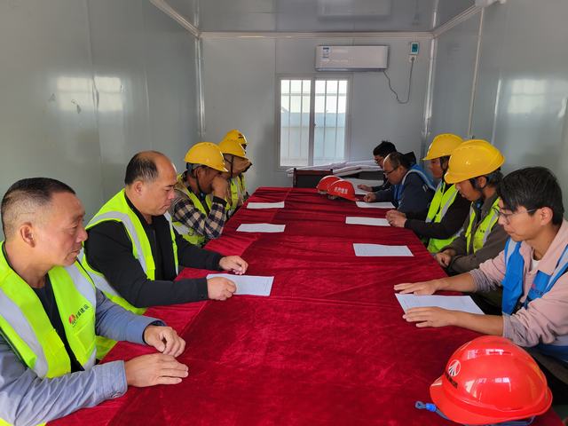 陜煤建設(shè)韓城分公司土建十三項目部:筑牢安全發(fā)展理念 堅守安全生產(chǎn)防線