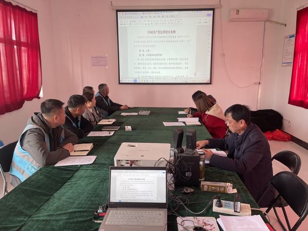 陜煤建設(shè)澄合分公司第十五項目部“學(xué)講談”推動黨紀(jì)學(xué)習(xí)教育入腦入心