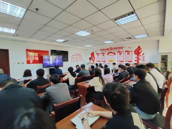 陜煤建設(shè)煤礦運(yùn)營(yíng)服務(wù)分公司：國(guó)慶佳節(jié)  強(qiáng)黨性  糾“四風(fēng)”  筑廉潔