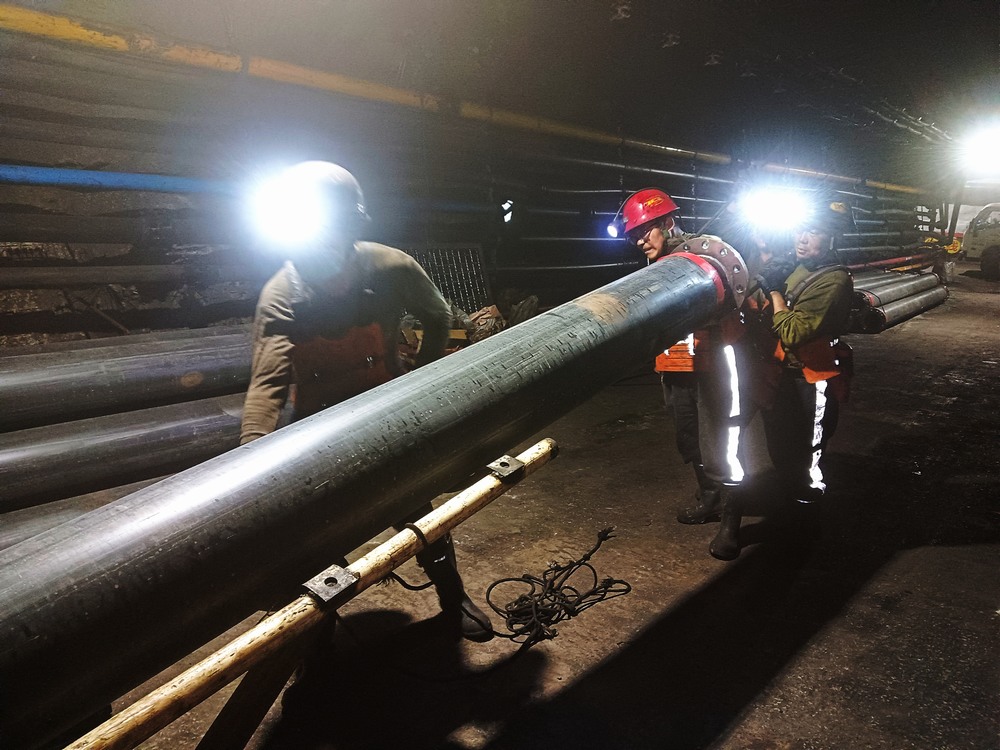 陜煤建設(shè)渭南分公司第三安裝項目部:“多點開花”保生產(chǎn) 勁吹三月“安全風(fēng)”