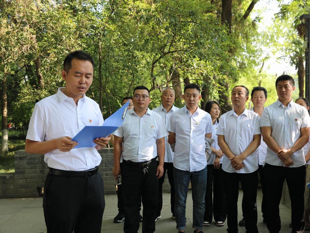 陜煤建設(shè)路橋分公司:打造“廉潔套餐”助推黨風(fēng)廉政建設(shè)